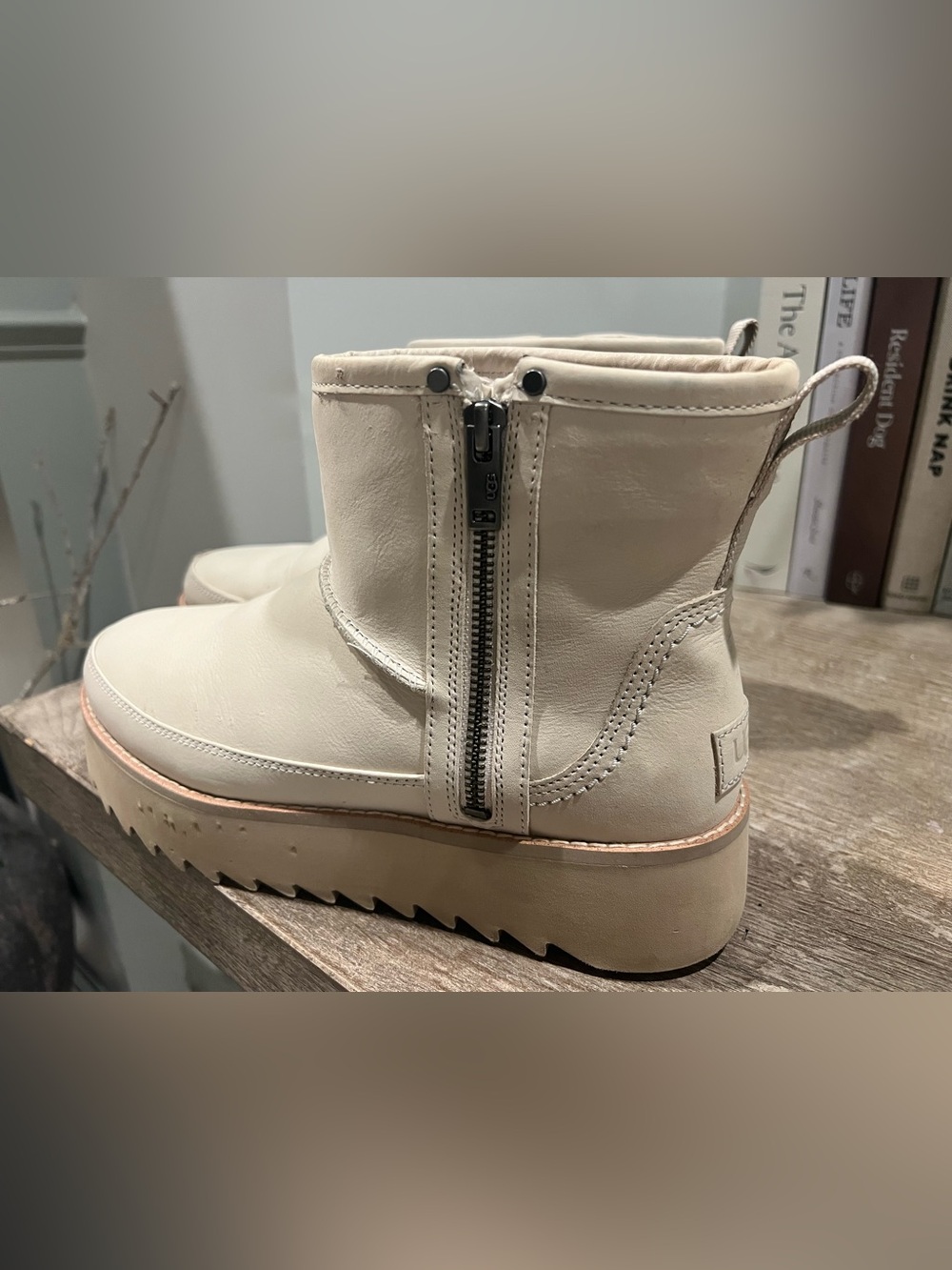 UGG Winter White  Platform Shearling Boots Zip size 9